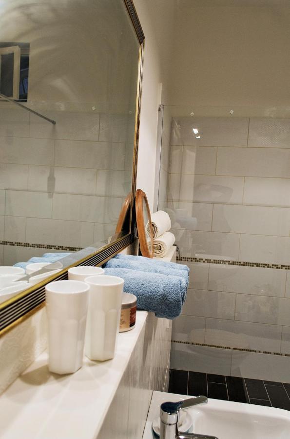 Adorable, Cosy Apartment At The Heroes' Square Budapesta Exterior foto